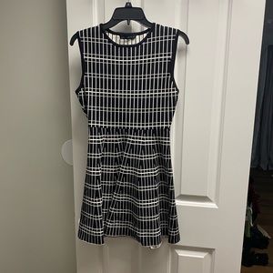 Zara black and white dress large